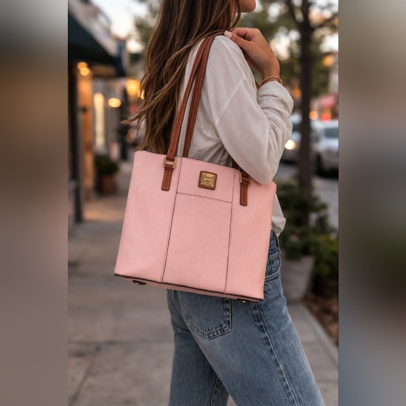 Dooney & Bourke Tote - Lexington - Pebbled Leather (*Call Outs) - Picture 3 of 7